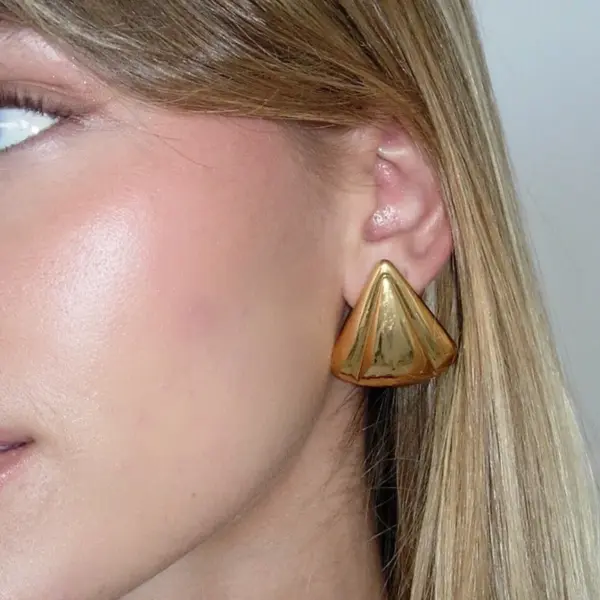 Wholesale Simplified Geometry Triangle Stainless Steel Earrings Fashionable Elegant Ladies Jewelry Graduation Gift Metal Style Unisex
