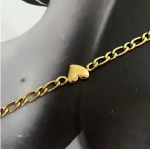 Wholesale PVD Coated Real Gold Plated 18K Gold Heart 304 Stainless Steel Titanium Steel Waterproof Non Tarnish Necklace