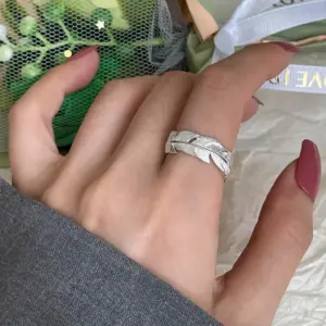 JZ0110 / Adjustable Opening