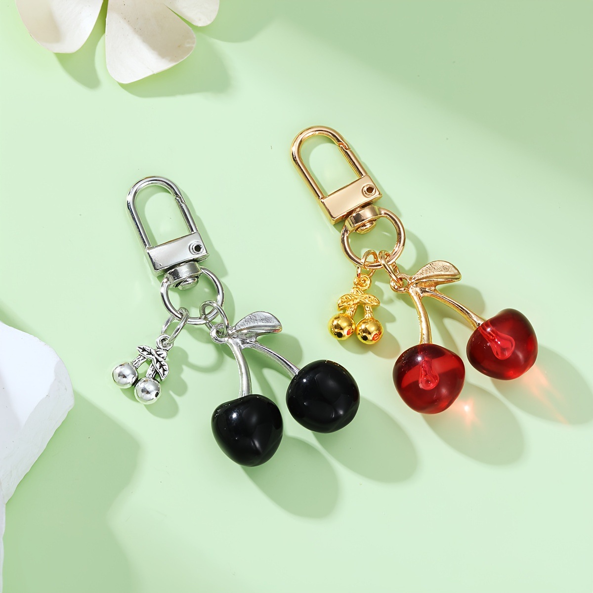 Wholesale Cole Keychain Resin Red Cherry Key Chain Alloy Aessories Cherry Pendant Student School Bag Pendant Aessories