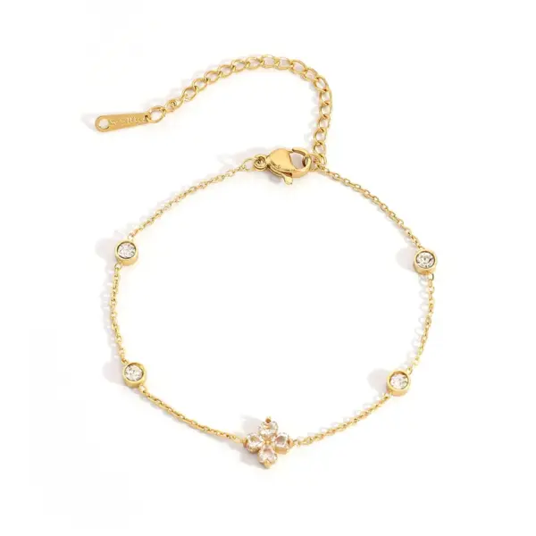 Wholesale Ins Style 304 Stainless Steel Four-Leaf Clover Heart Inlaid Diamond Starfish Evil Eye Minimalist Style Light Luxury Vacuum Electroplated 18K Real Gold Bracelet