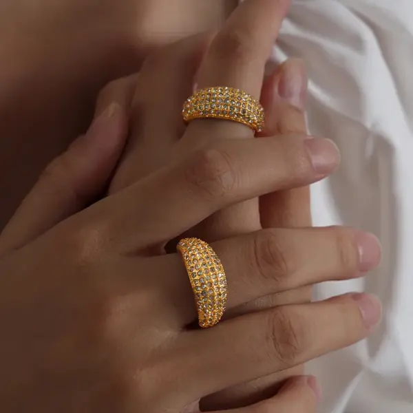 Wholesale 304 Stainless Steel Geometric PVD Coated Rhinestones 18K Gold Plated Real Gold Plated Luxurious Shiny Waterproof Non Tarnish Plating Inlay Gold Silver Rings