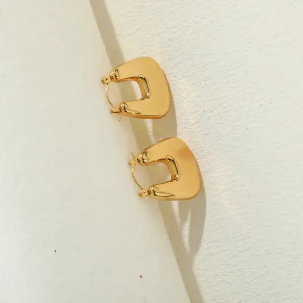 Wholesale 304 Stainless Steel Triangle Square PVD Coated Elegant Retro Hollow Out Gold Earrings