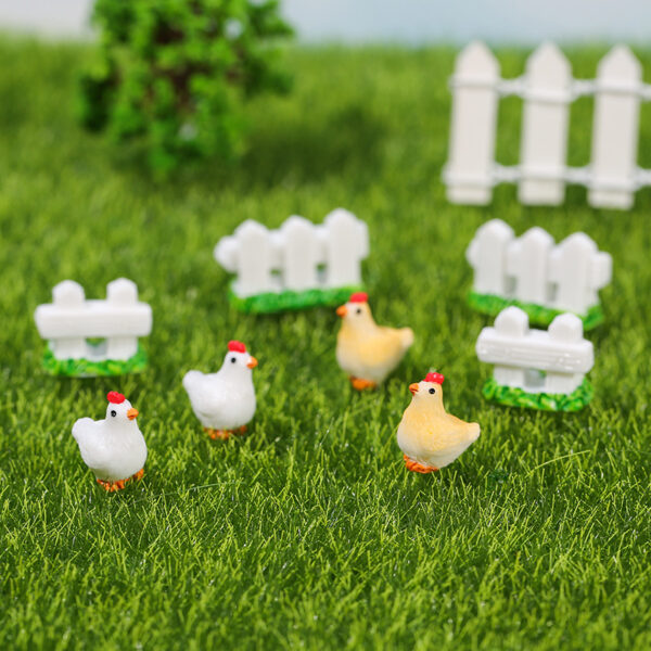 Wholesale New Rooster Hen Moss Micro Landscape Decorative Ornaments Fence Tree Pier Zakka Groceries Resin Ornaments