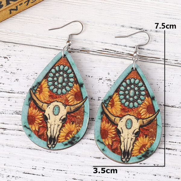 oly-e9c35b4c3ac37108bebc05679b924b54 Wholesale Western-style turquoise suower bull head earrings