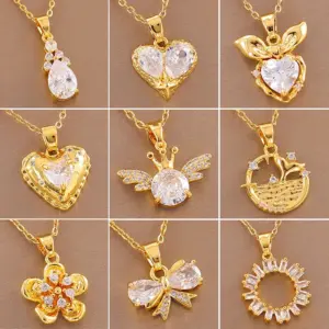 Wholesale Water Plating Vacuum Plating Real Gold Plated 18K Gold Circle Heart Shape Flower 304 Stainless Steel Titanium Steel Simple Style Waterproof Non Tarnish 201 Stainless Steel Pendant Necklace