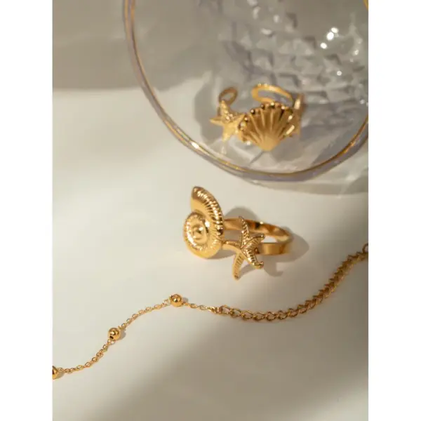Wholesale 304 Stainless Steel Starfish Conch PVD Coated 18K Real Gold Plated Simple Style Classic Style Gold Rings
