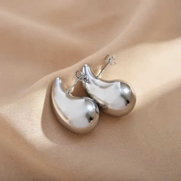 Wholesale PVD Coated Gold Plated Solid Color Stainless Steel Commute Waterproof Non Tarnish Ear Studs