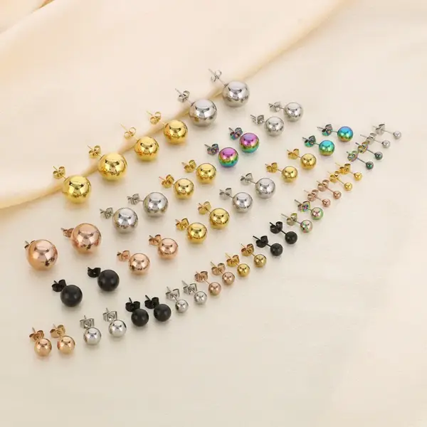 Wholesale PVD Coated 18K Gold Plated Round 304 Stainless Steel Simple Style Waterproof Non Tarnish Ear Studs