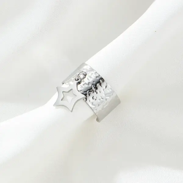 Wholesale 304 Stainless Steel Star PVD Coated 14K Gold Plated 18K Gold Plated Simple Style Waterproof Non Tarnish Gold Charm Rings
