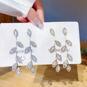 Wholesale Fashion Leaves Copper Plating Inlay Zircon Drop Earrings 1 Pair