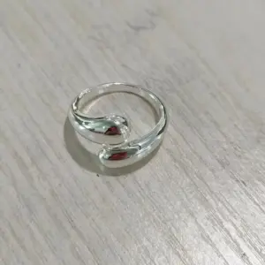 Adjustable / Silver