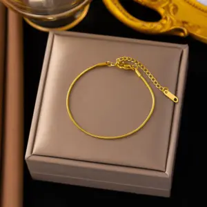 [Sle136] Golden Snake Chain