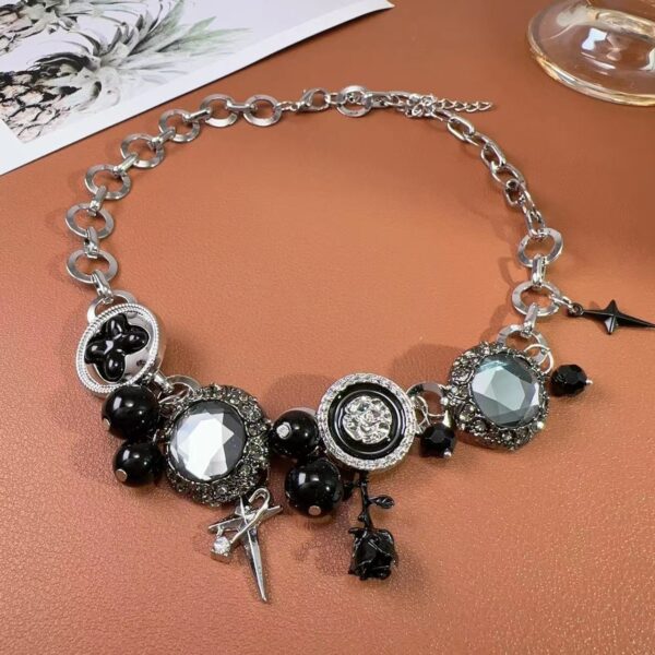 oly-ea55f6a6aca20955bac5d3fe690d3cb9 Wholesale Y2g black memories button star necklace heavy industry girl sweet cool Asian culture exaerated gothic punk clavicle chain