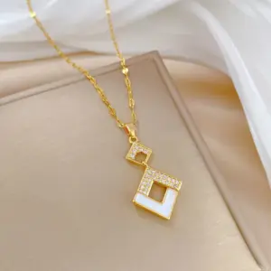 D529 Necklace [Titanium Steel Chain Copper Pendant]]