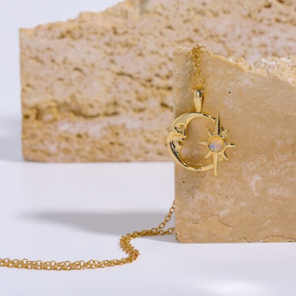 Wholesale Stereo Hollow Star Moon Necklace Sun Star Moon Embrace Opal Pendant Clavicle Chain