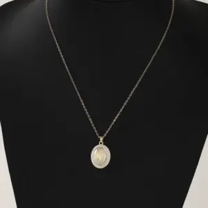 TP-04042-01 Golden White Zirconium