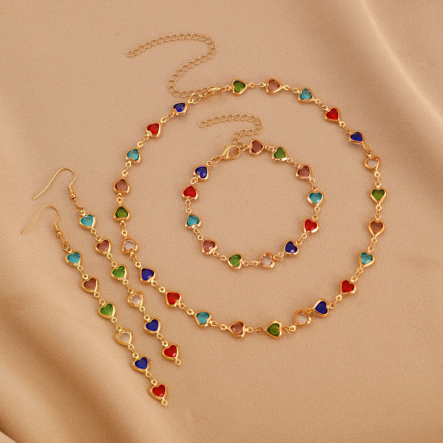 Wholesale European and American Fashion Love Bracelet Color Heart-Shaped Zircon Chain Bracelet Advanced Niche Design Sense Bracelet Gift