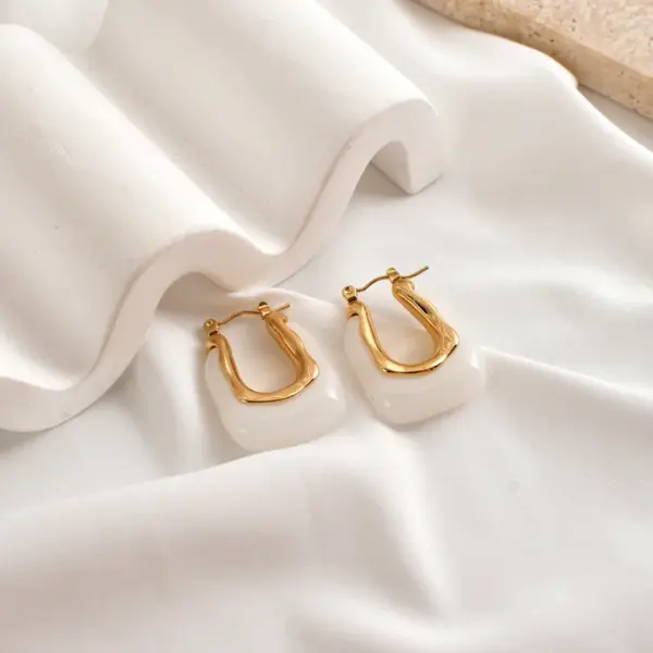 Wholesale Ion Plating (IP) Geometric 304 Stainless Steel Casual Romantic Simple Style Waterproof Non Tarnish Earrings