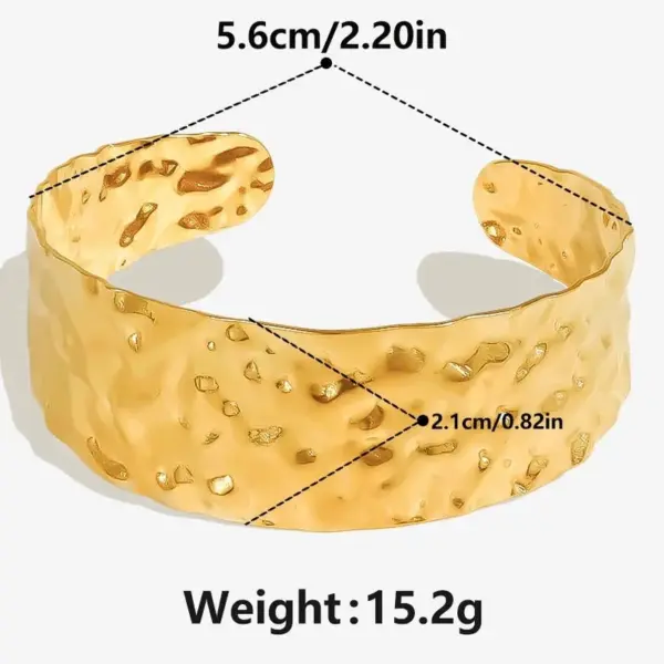 Wholesale PVD Coated Real Gold Plated Solid Color 304 Stainless Steel Exaggerated Simple Style Waterproof Non Tarnish 304 Stainless Steel Bangle