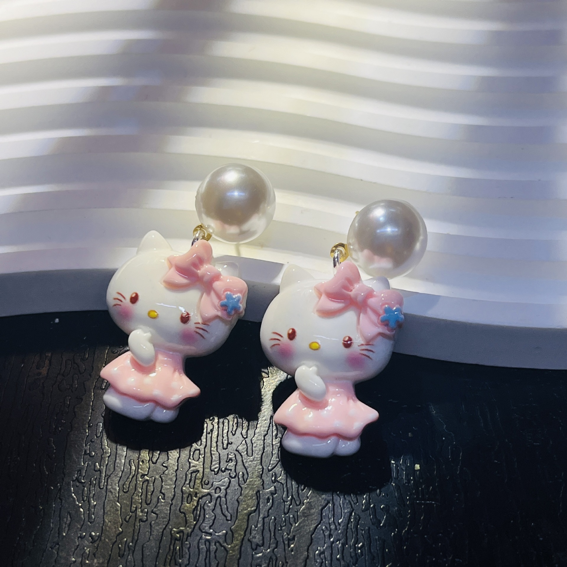 Wholesale cartoon cat pearl 925 sier pin earrings sweet cute earrings