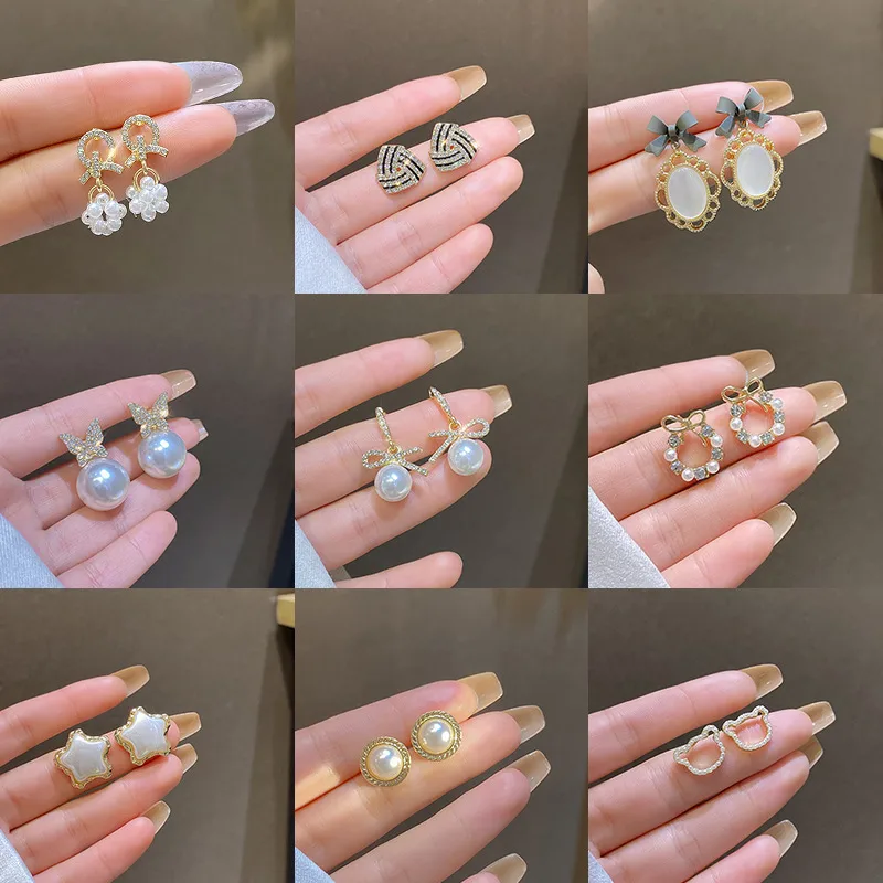 Sweet Star Flower Bow Knot Alloy Inlay Artificial Pearls Rhinestones Women's Earrings 1 Pair