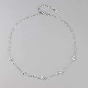 Four-leaf clover necklace/white gold / copper