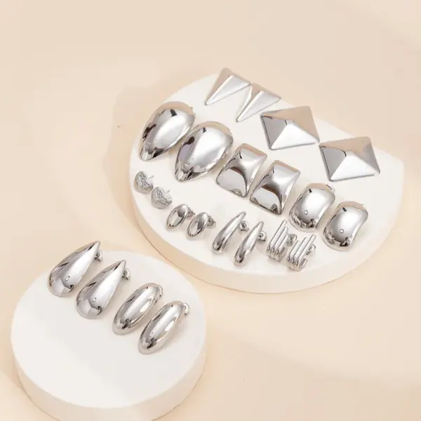Wholesale Real Gold Plated Geometric 304 Stainless Steel Simple Style Waterproof Non Tarnish Ear Studs