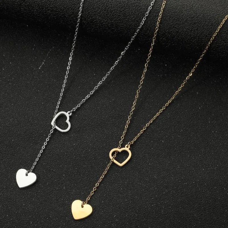 Wholesale PVD Coated 18K Gold Real Gold Plated Heart Shape 201 Stainless Steel Simple Style Waterproof Non Tarnish 201 Stainless Steel Pendant Necklac