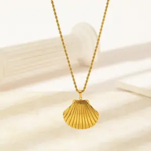 Qyh6068 Shell Necklace / Gold