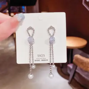 E0175 Silver Needle