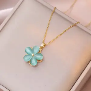 X3163 Blue Flower Rotating Necklace