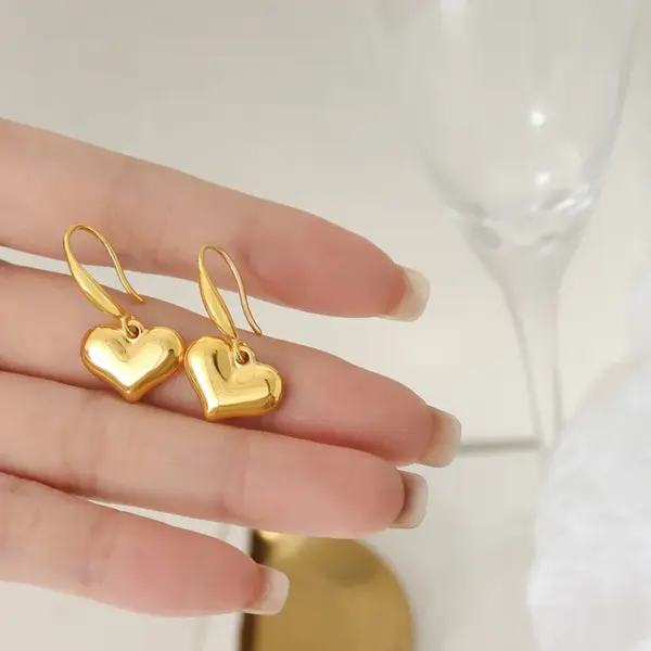Wholesale PVD Coated Real Gold Plated 18K Gold Heart Shape 304 Stainless Steel Commute Waterproof Non Tarnish Drop Earrings
