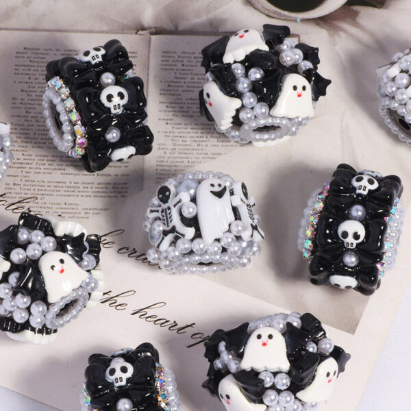 Wholesale Black and white ghost-themed Halloween beaded accessories with straight holes