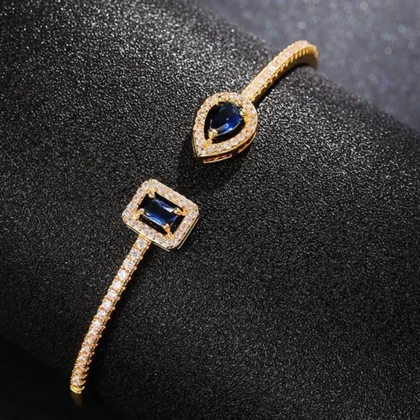 Fashion Square Water oplets Copper Inlay Zircon Bangle 1 Piece