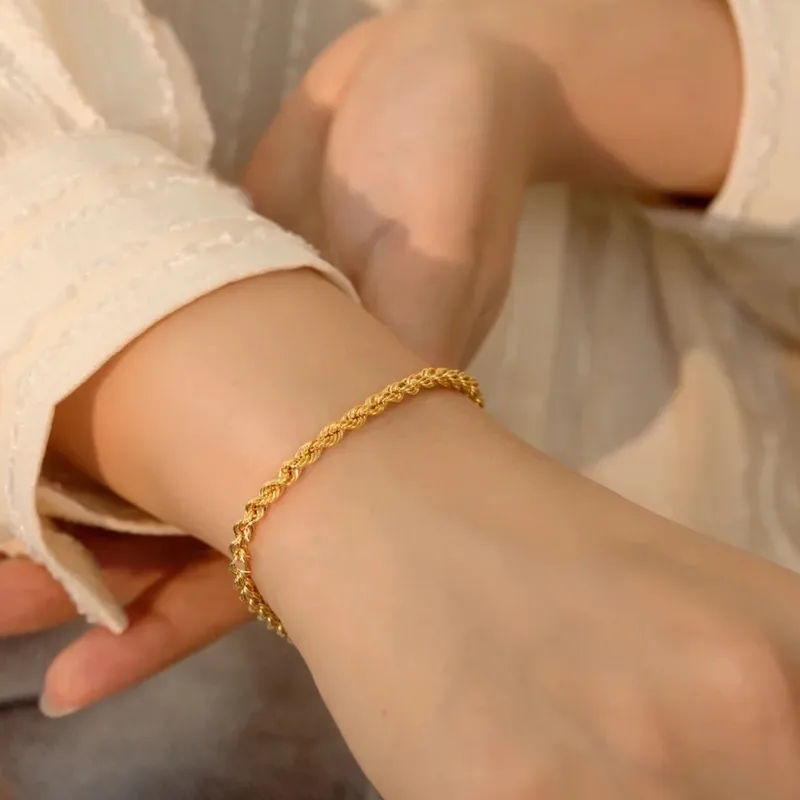 Wholesale Simple Style Twist Titanium Steel Plating 18k Gold Plated Bracelets