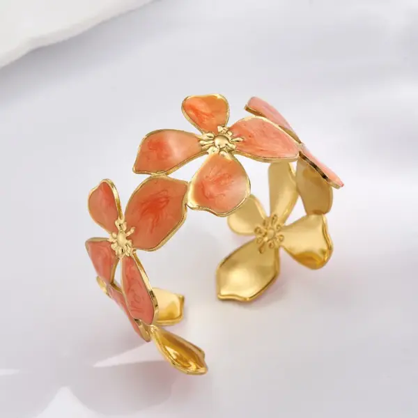 Wholesale Bohemian Imitation Gold Plated 304 Stainless Steel Universal Electroplated Colorful Oil Drop Flower Open Bracelet For Women