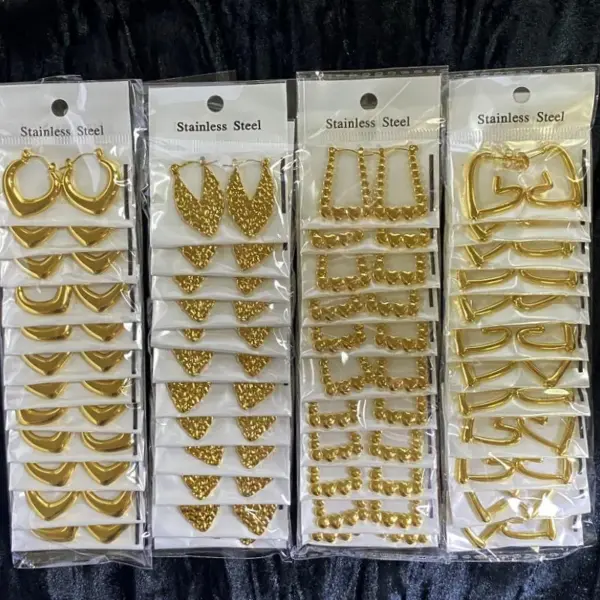 Geometric Crystal Stainless Steel Earrings 18K Gold Plated Fashionable Women's Hoop Earrings With Oil Pressing Process