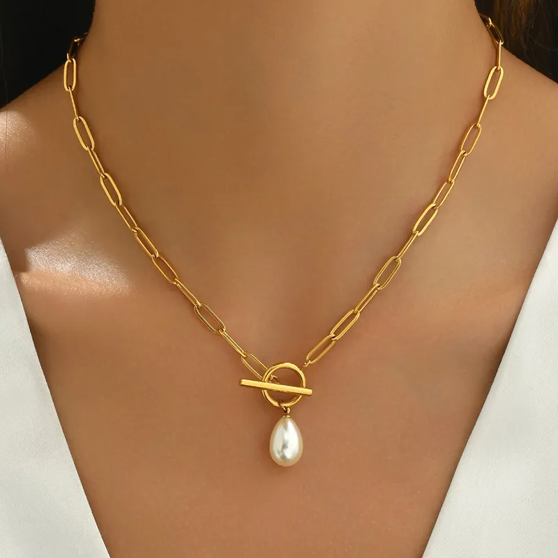 Wholesale PVD Coated Real Gold Plated 14K Gold Round Rectangle 304 Stainless Steel IG Style Waterproof Non Tarnish 304 Stainless Steel Pendant Necklac
