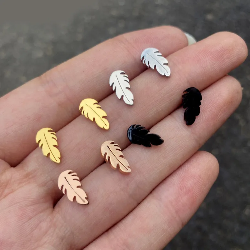 Wholesale PVD Coated 18K Gold Real Gold Plated 201 Stainless Steel Simple Style Waterproof Non Tarnish Ear Studs