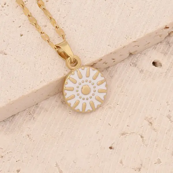 Wholesale Fashion Portrait Geometric Owl Stainless Steel Plating Inlaid Zircon 18K Gold Plated No Inlaid Pendant Necklace