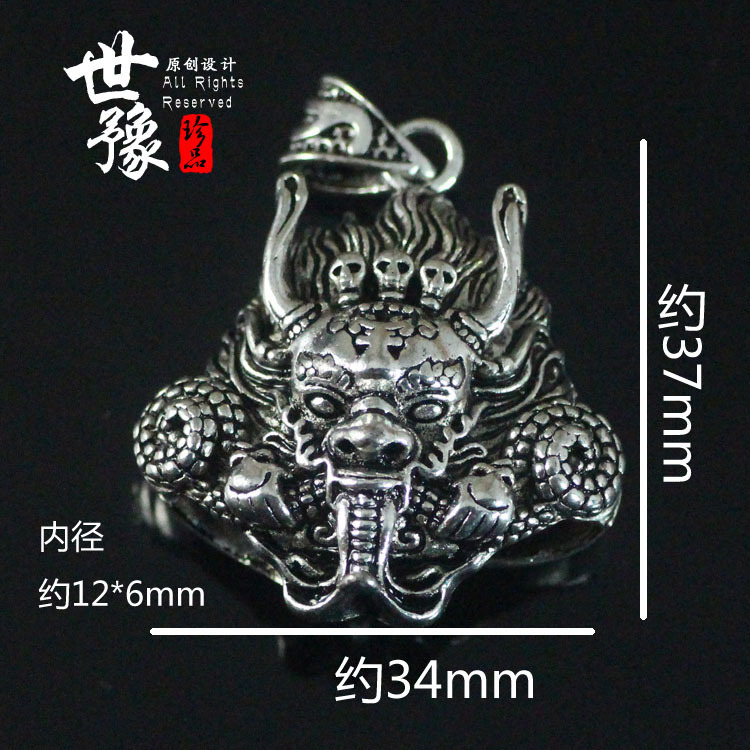 Wholesale Xizang sier wolf dog tooth faucet double braces necklace pendant aessories fangya Xizang masti dog tooth men's wolf tooth tip aessories