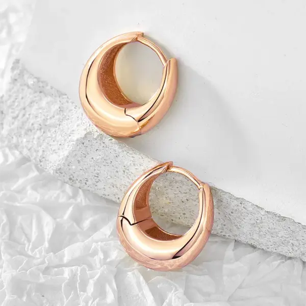 Wholesale 1 Pair Simple Style Classic Style Commute Geometric Plating Copper 18k Gold Plated Rose Gold Plated Silver Plated Earrings