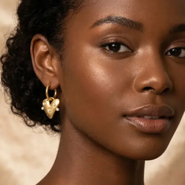 PVD Coated Real Gold Plated 18K Gold Heart Shape 304 Stainless Steel Simple Style Classic Style Waterproof Non Tarnish Ear Studs