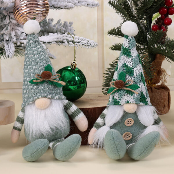 Wholesale Christmas dwarf figurine with long legs