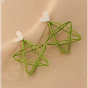 Green ear clip