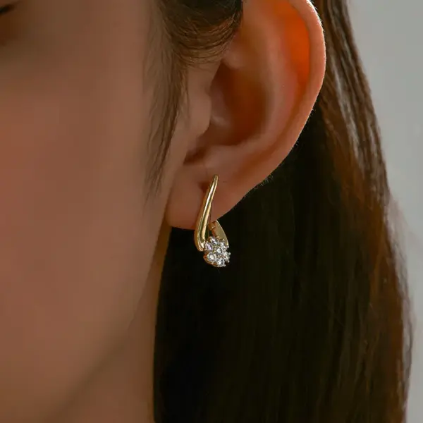Wholesale 1 Pair Elegant Lady XUPING Geometric Plating Copper Zirconia 18K Gold Plated Ear Studs