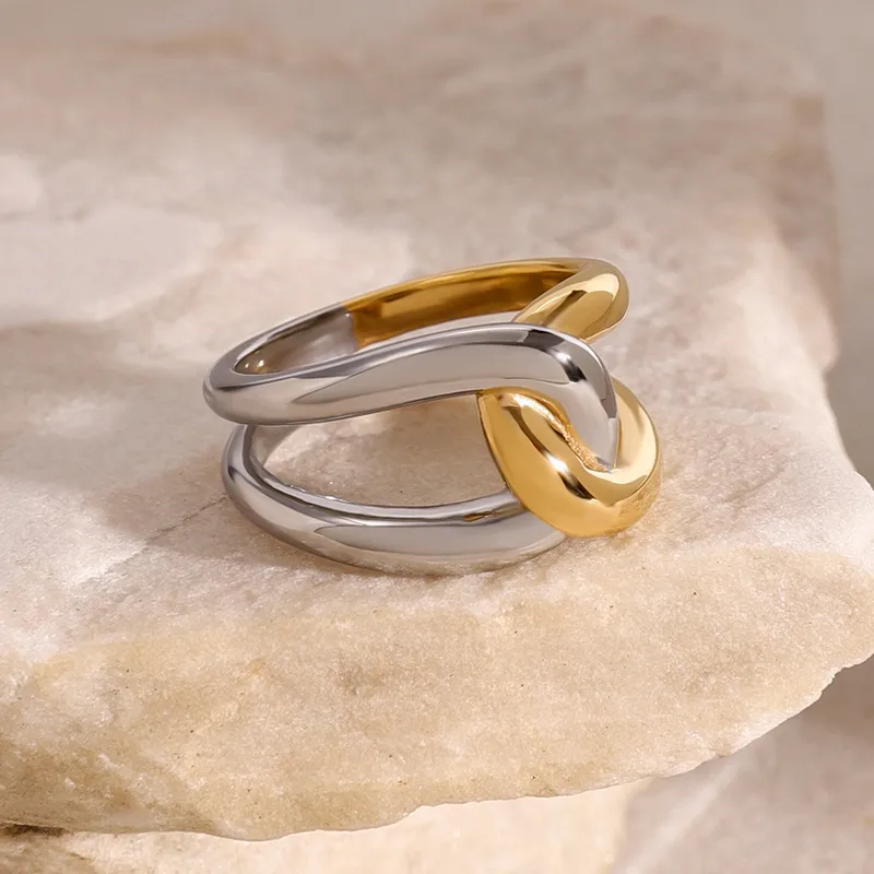 Wholesale PVD Coated Real Gold Plated Color Block 304 Stainless Steel Simple Style Classic Style Waterproof Non Tarnish Rings