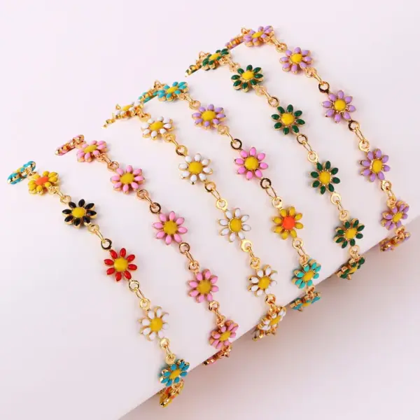 Wholesale Fashion Flower Brass Gold Plated Necklace In Bulk