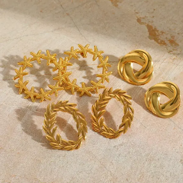 1 Pair Casual Basic Simple Style Geometric Leaves Starfish 304 Stainless Steel 18K Gold Plated Ear Studs